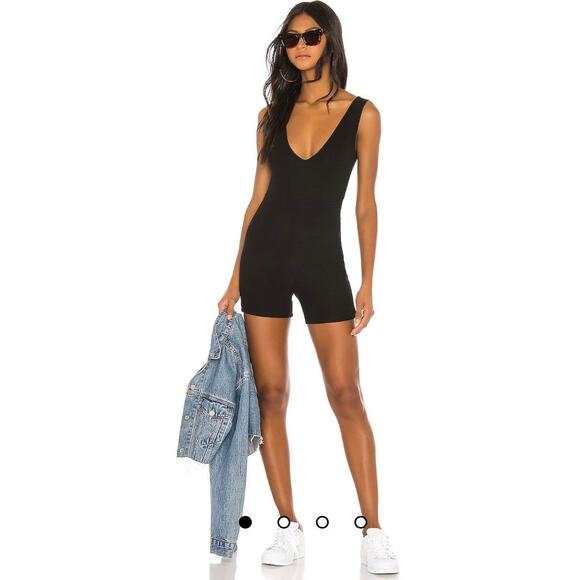 REVOLVE Lovers + Friends Ribbed ComfortableTommie Romper In Black Size Medium - Picture 1 of 7